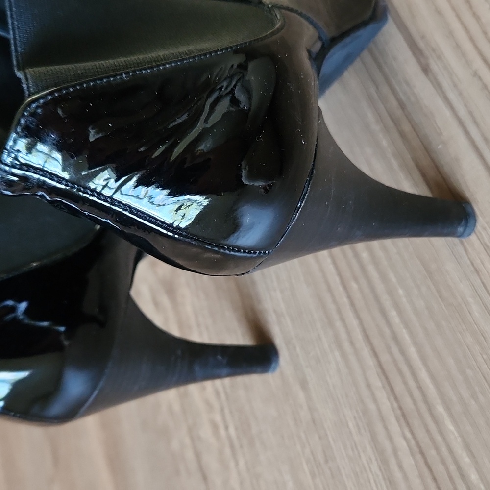 Stuart Weitzman Heels - Picture 3 of 7